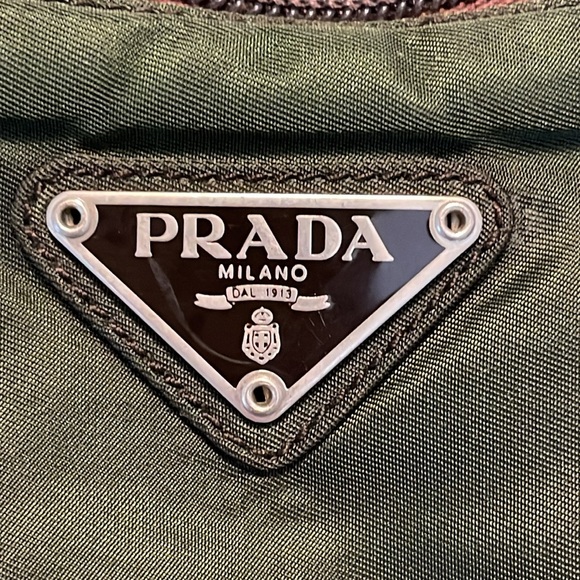 Nylon PRADA shoulder bag - Picture 3 of 4
